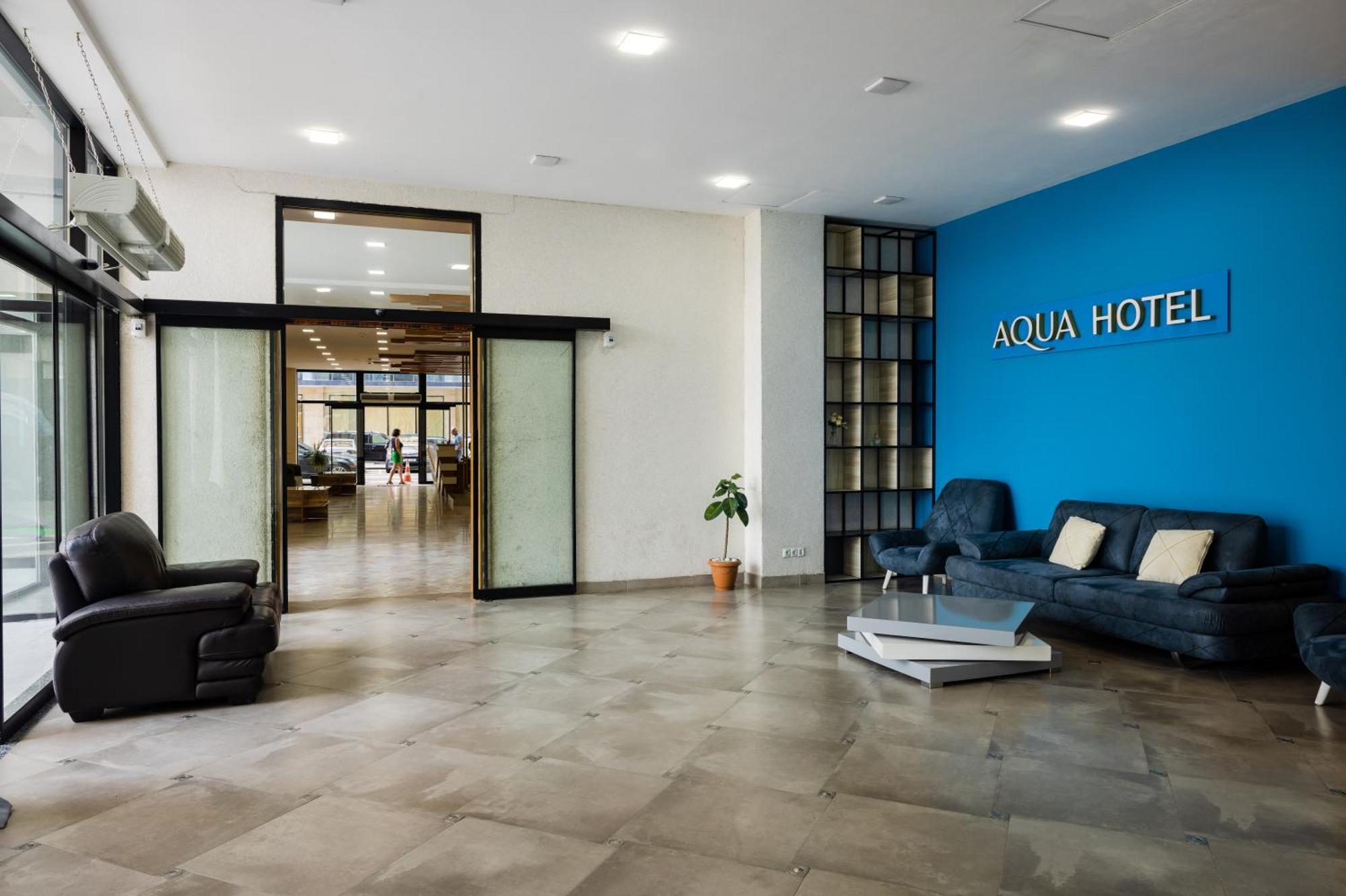 Aqua Batumi Hotel & Apartments ภายนอก รูปภาพ